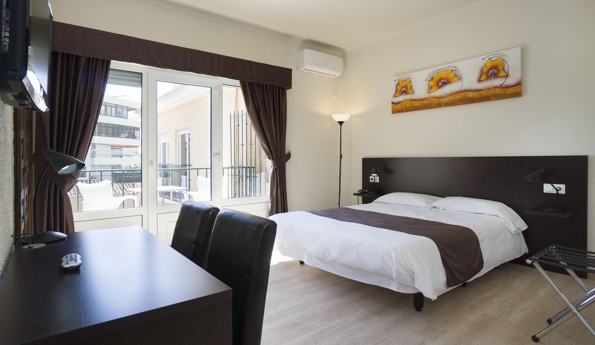 Hotel El Pozo Torremolinos Dış mekan fotoğraf